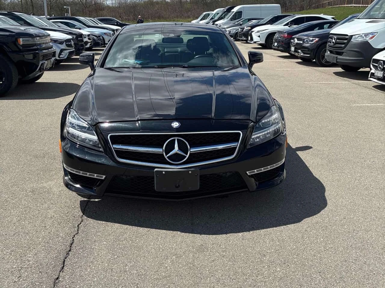 Mercedes-Benz CLS 63 AMG * FULLMAX* ГЛАВНО ПРЕДСТАВИТЕЛСТВО НА MERCEDES* , снимка 2 - Автомобили и джипове - 54445922