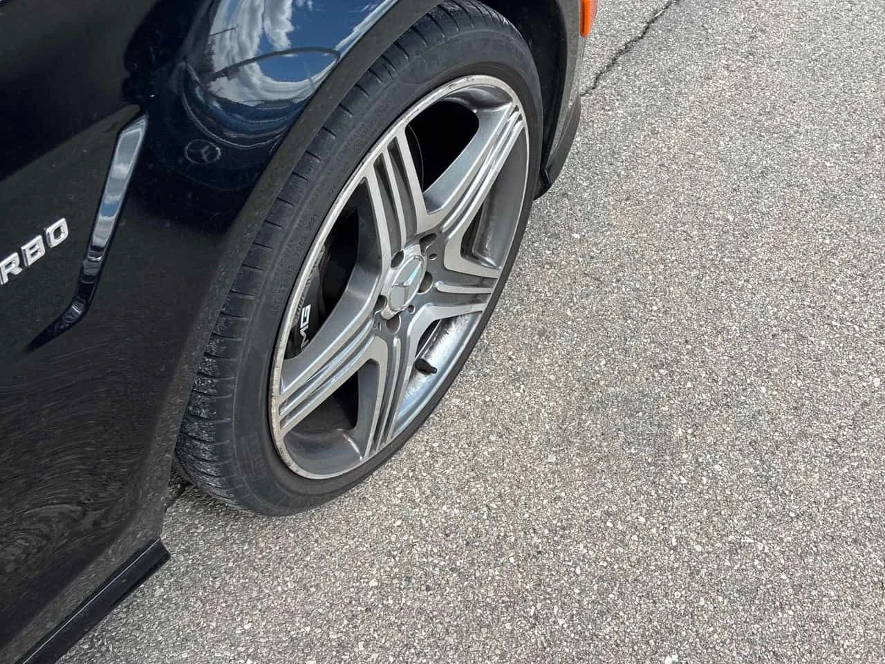 Mercedes-Benz CLS 63 AMG * FULLMAX* ГЛАВНО ПРЕДСТАВИТЕЛСТВО НА MERCEDES* , снимка 17 - Автомобили и джипове - 54445922