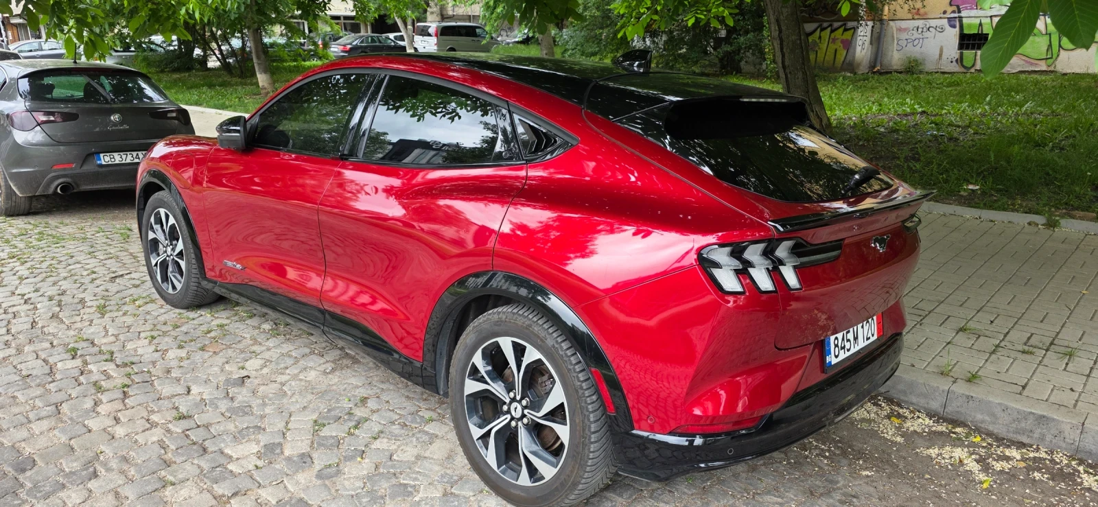Ford Mustang Mach-E 99KW , PREMIUM + , 4x4 B&O, снимка 3 - Автомобили и джипове - 54726043