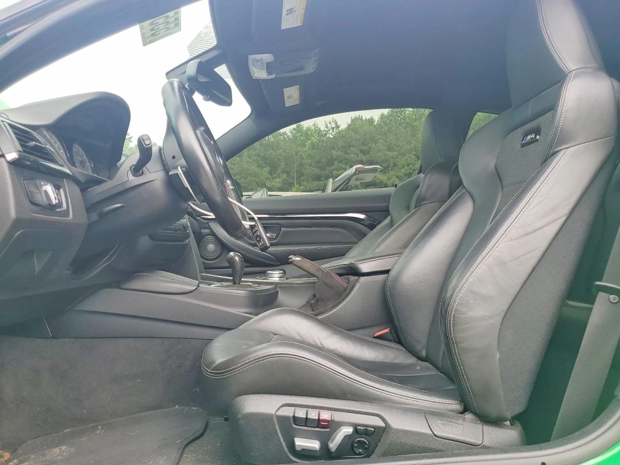 BMW M4 * CARBON* HEAD-UP* CAMERA* КОЖА* ПОДГРЕВ* , снимка 7 - Автомобили и джипове - 55010358