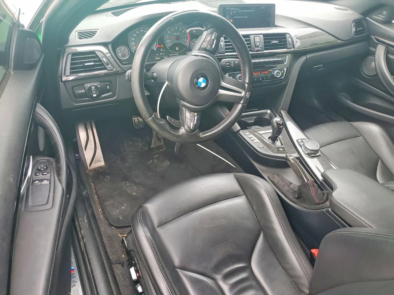 BMW M4 * CARBON* HEAD-UP* CAMERA* КОЖА* ПОДГРЕВ* , снимка 8 - Автомобили и джипове - 55010358