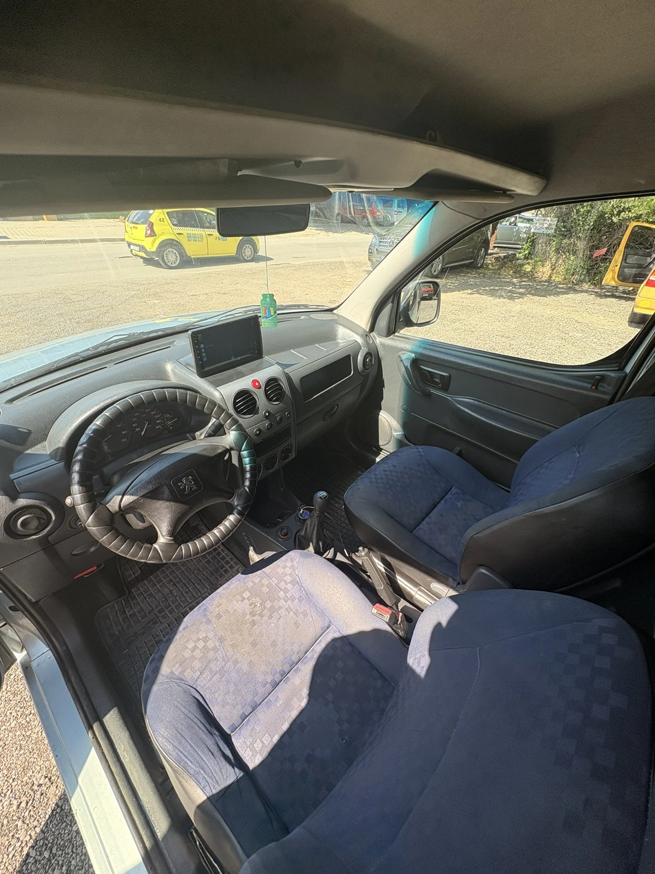 Peugeot Partner 1.6 HDI, снимка 8 - Автомобили и джипове - 55234322