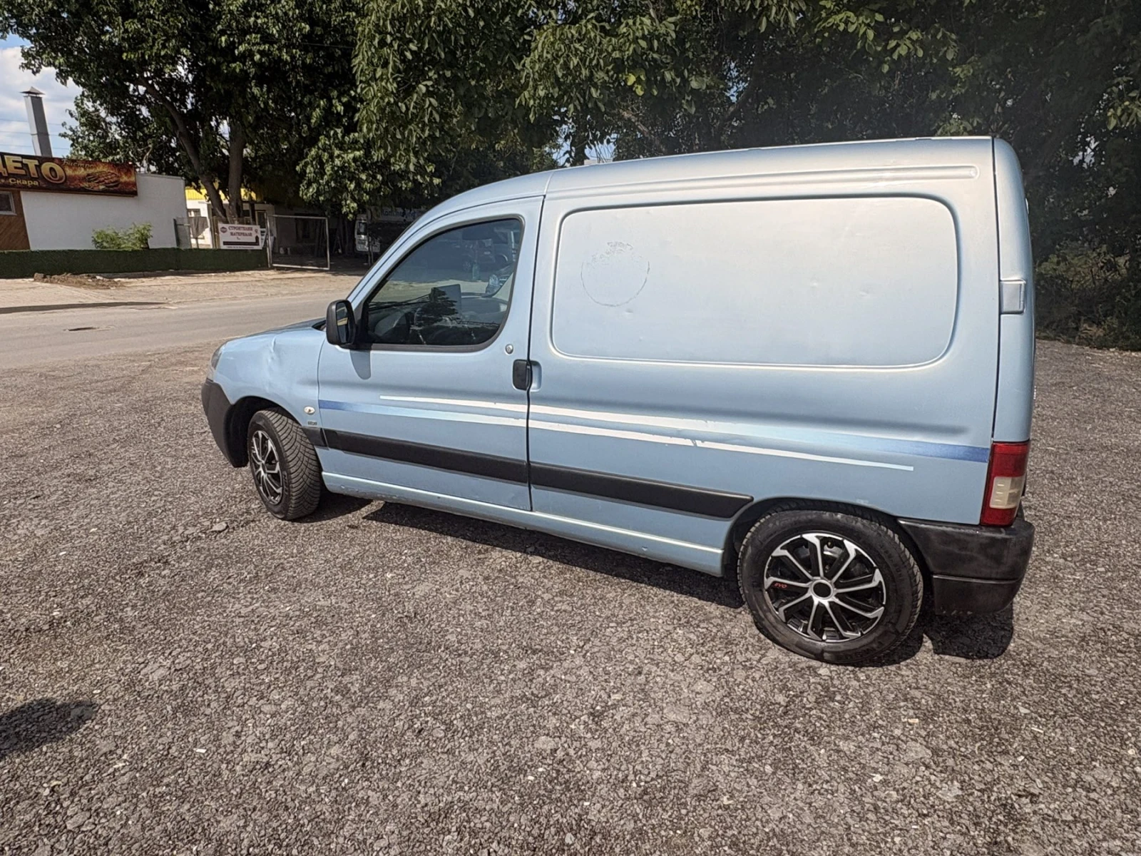 Peugeot Partner 1.6 HDI, снимка 2 - Автомобили и джипове - 55234322