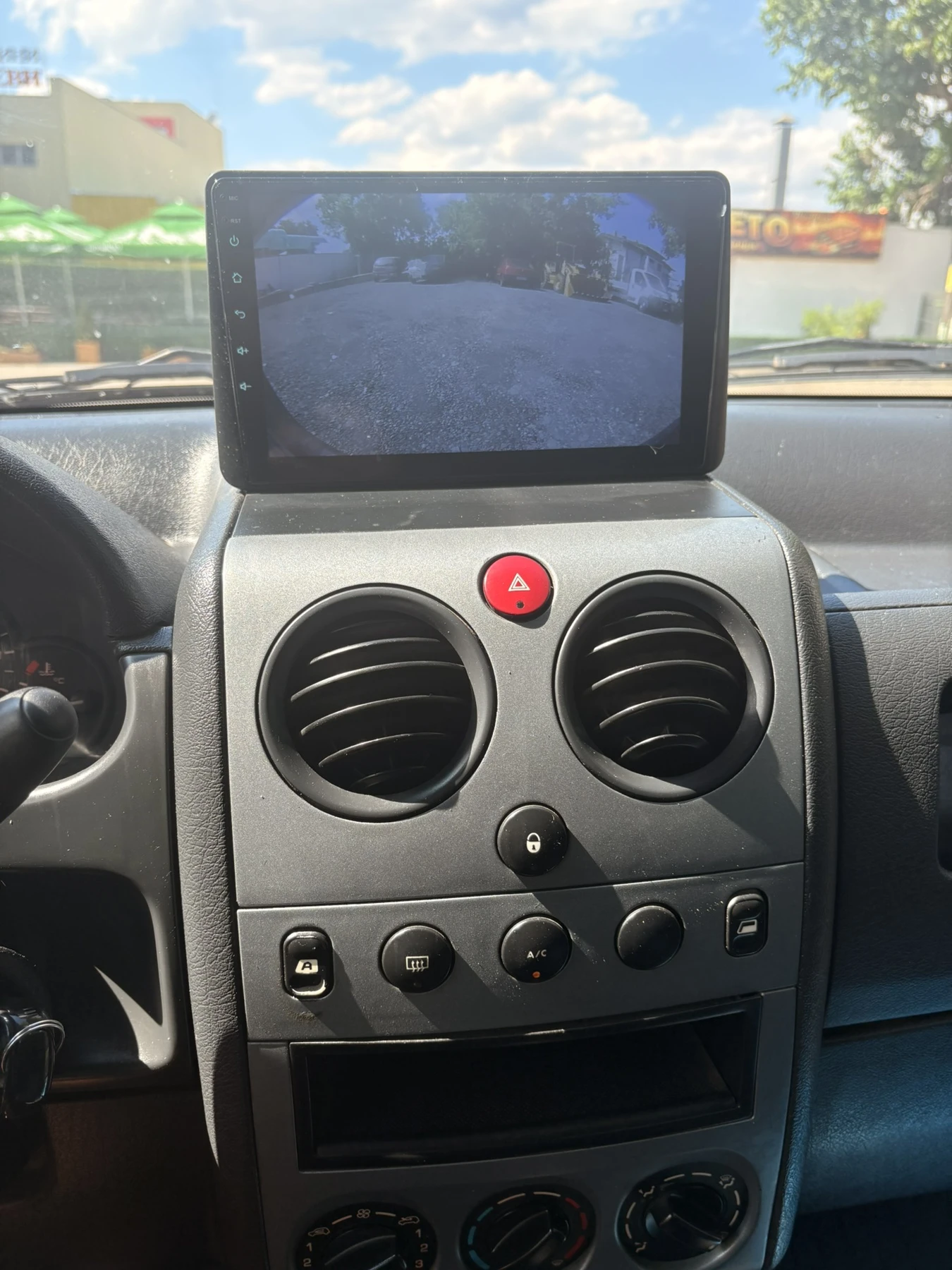 Peugeot Partner 1.6 HDI, снимка 10 - Автомобили и джипове - 55234322