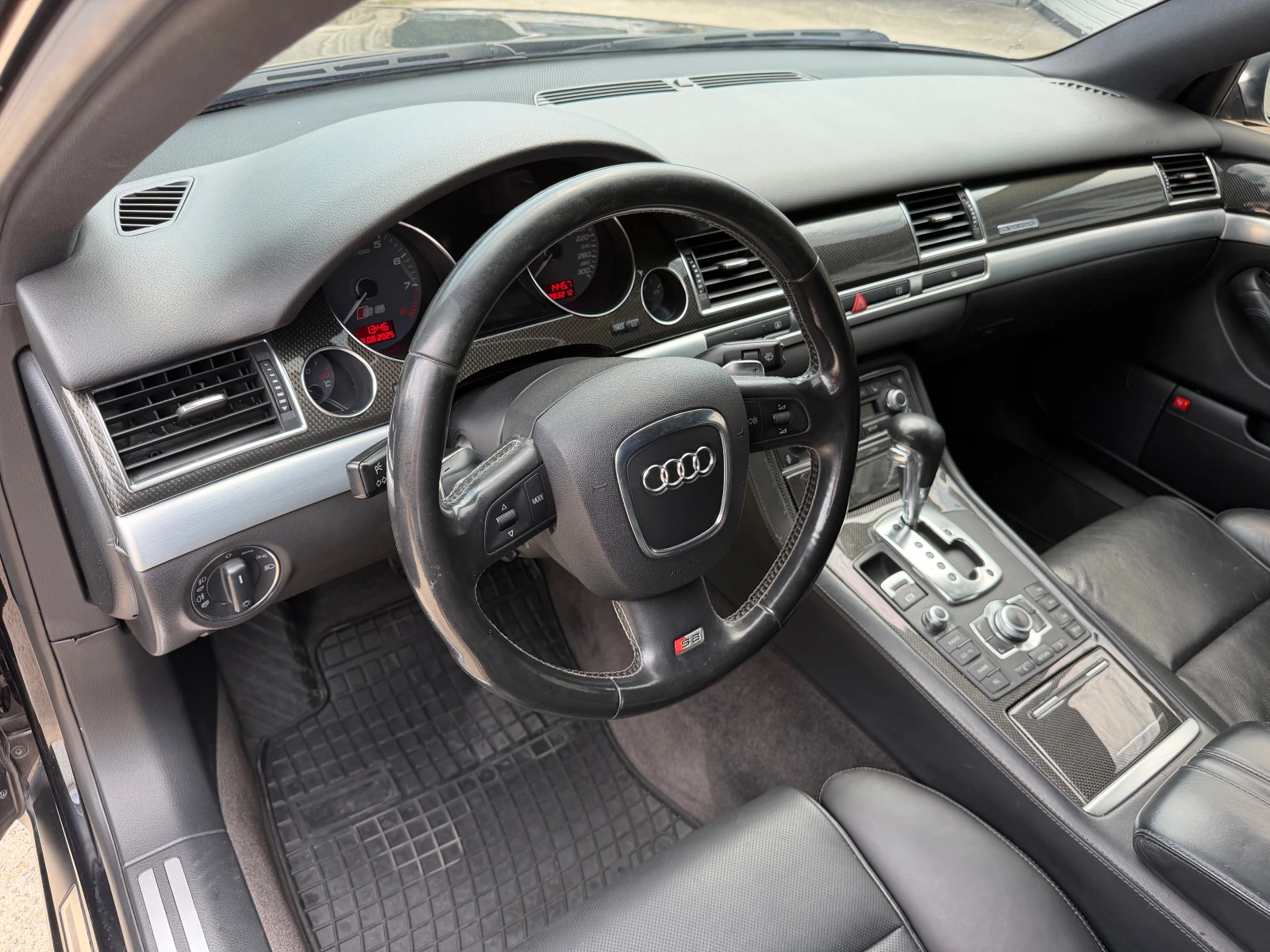 Audi S8 5, 2 V10 450к.с., снимка 5 - Автомобили и джипове - 55653560