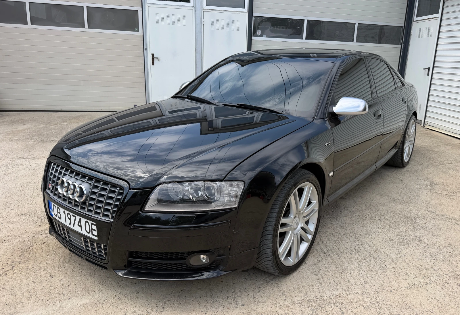 Audi S8 5, 2 V10 450к.с.