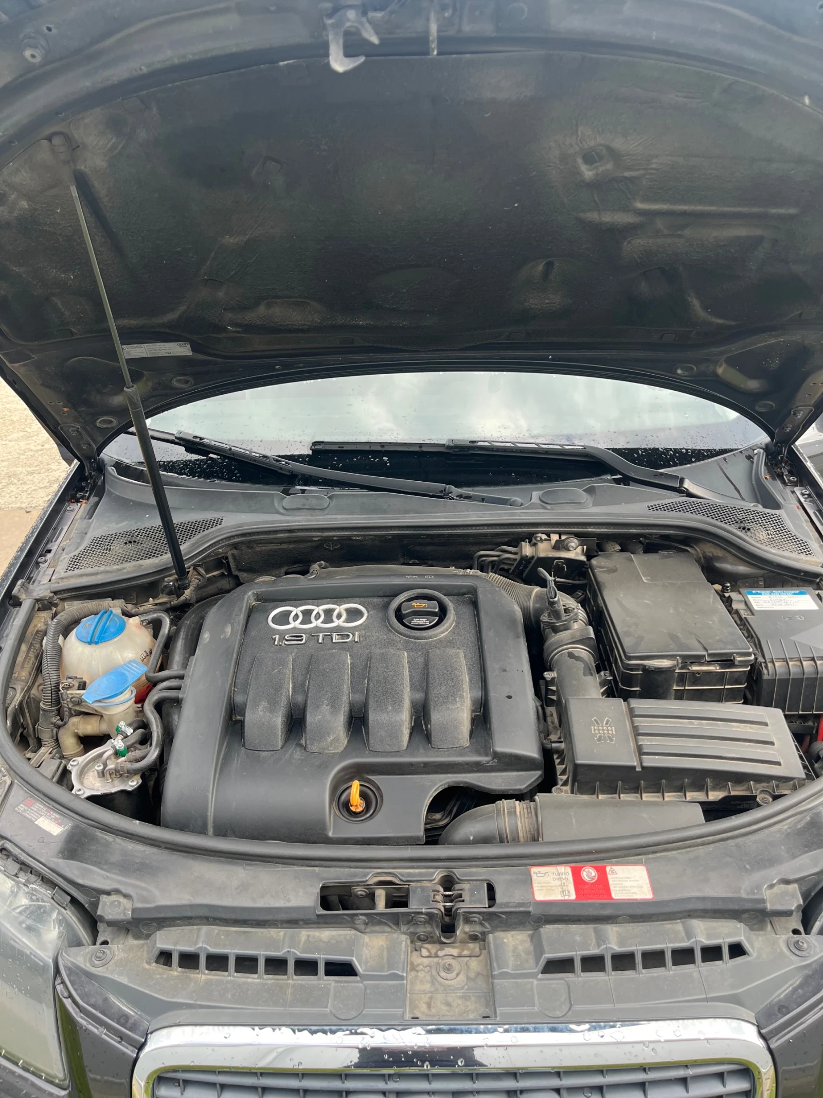 Audi A3 Sportback , снимка 15 - Автомобили и джипове - 55776810