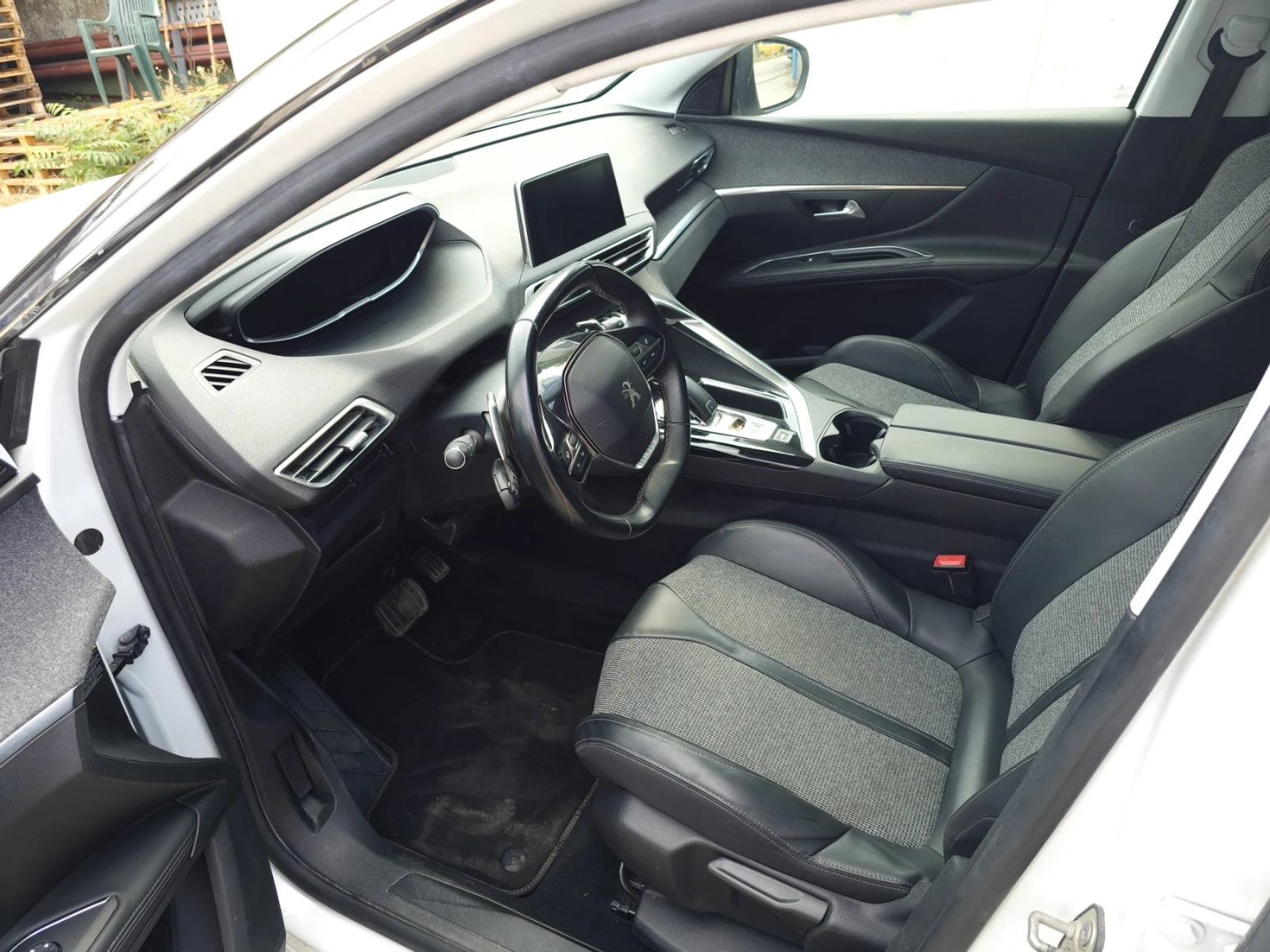 Peugeot 5008 1.2i 65хил.км, снимка 4 - Автомобили и джипове - 55834958