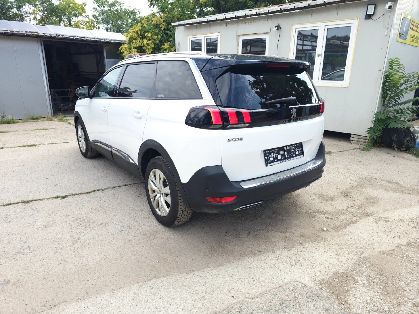 Peugeot 5008 1.2i 65хил.км, снимка 8 - Автомобили и джипове - 55834958
