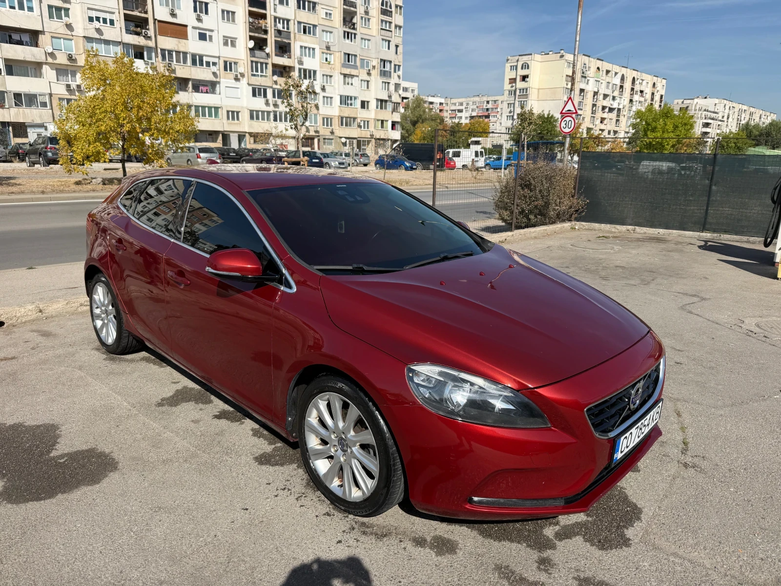 Volvo V40 1.6, снимка 3 - Автомобили и джипове - 56410522