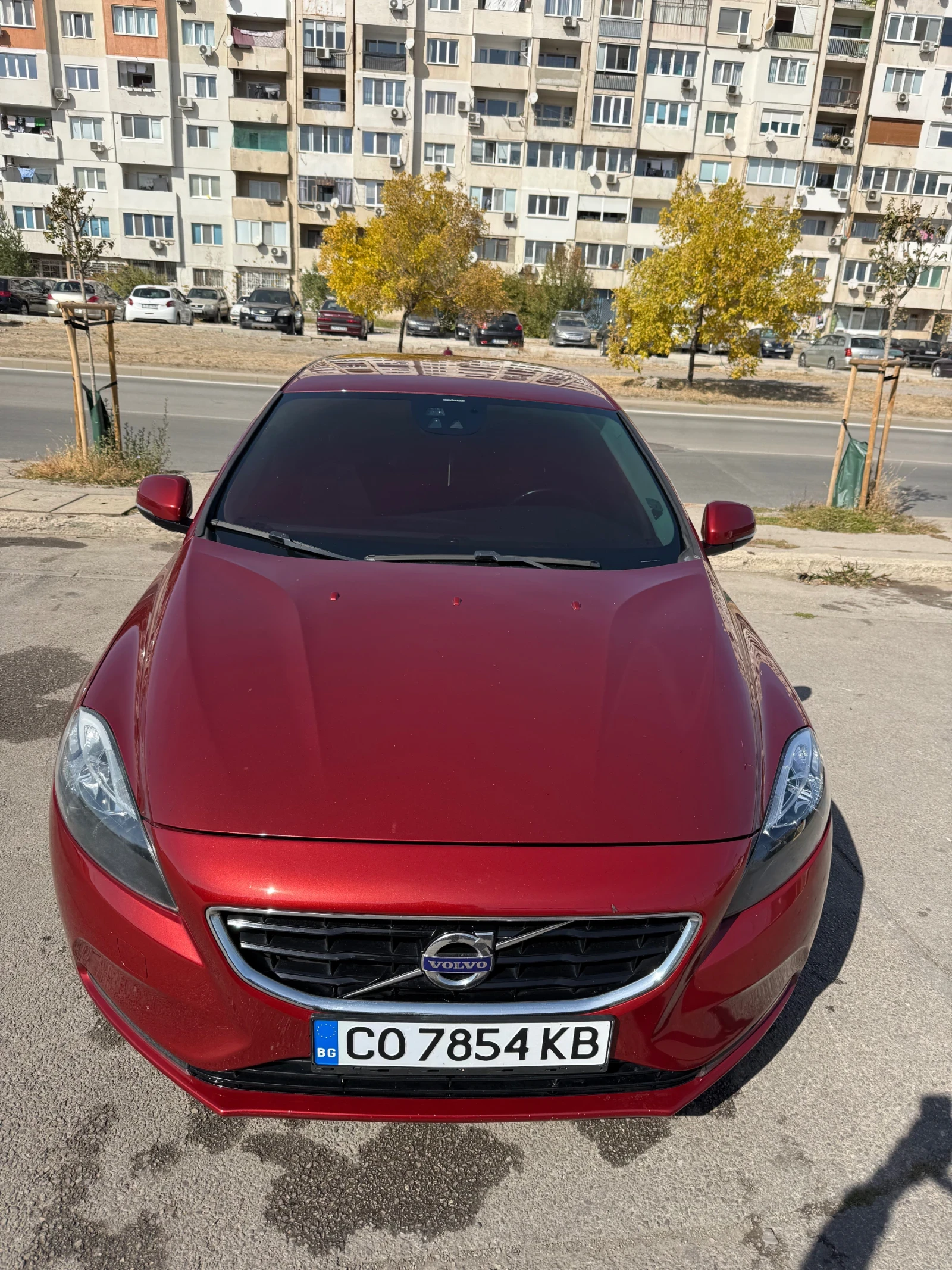 Volvo V40 1.6, снимка 2 - Автомобили и джипове - 56410522