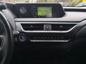 Lexus UX 250h 2.0 Hybrid, снимка 13