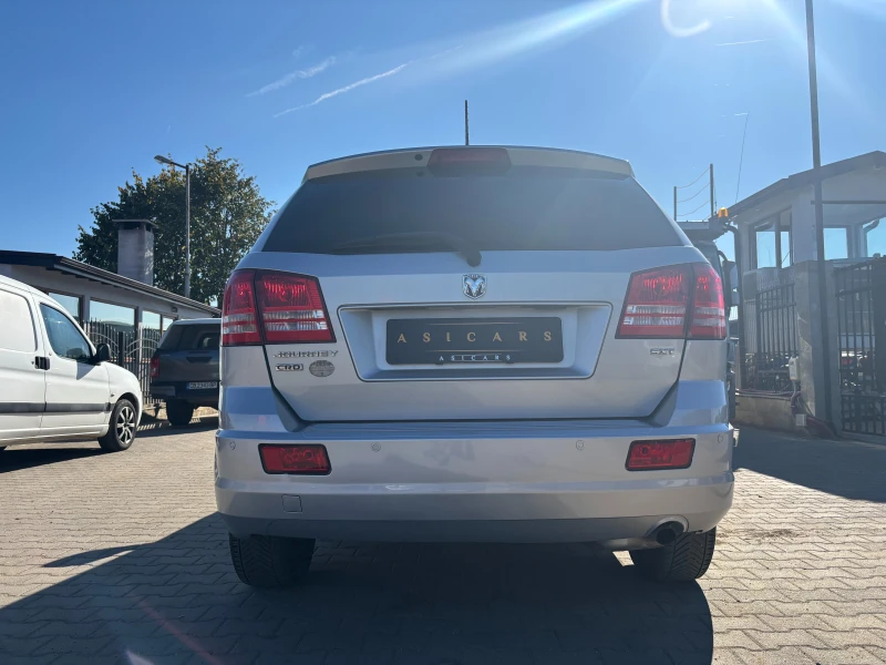 Dodge Journey 2.0D 7 МЕСТЕН , снимка 4 - Автомобили и джипове - 47614483