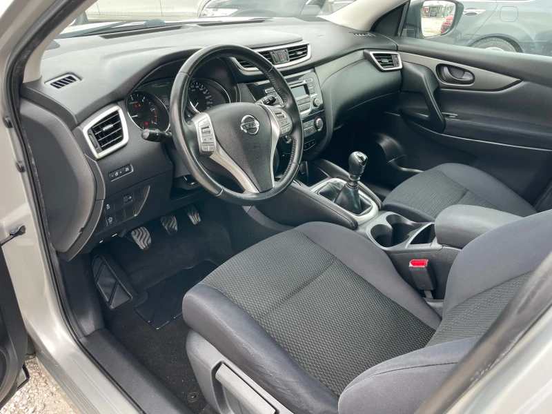 Nissan Qashqai 1.5 dci, снимка 7 - Автомобили и джипове - 49480546