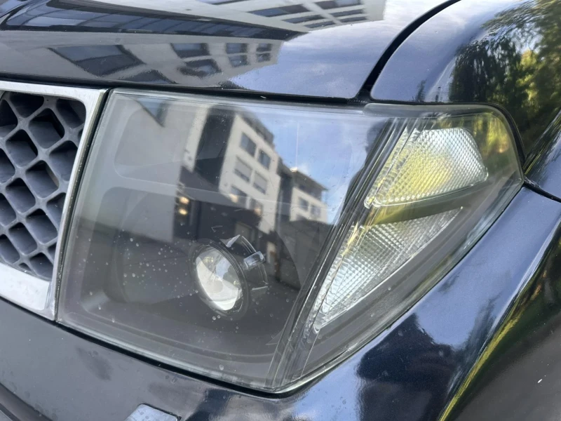 Nissan Navara 2.5DCI / HARD TOP / ОБСЛУЖЕН, снимка 13 - Автомобили и джипове - 51617839