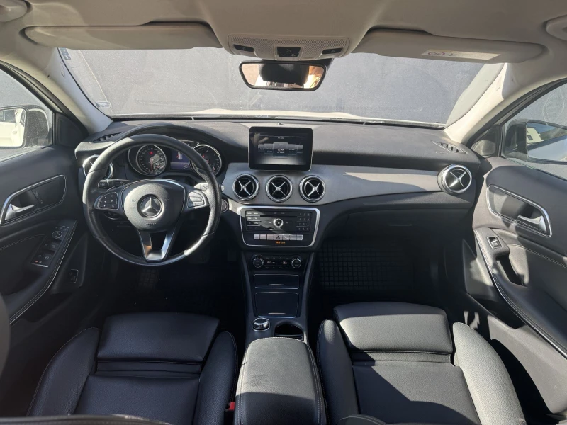 Mercedes-Benz GLA 220 d 4MATIC, снимка 11 - Автомобили и джипове - 52772204