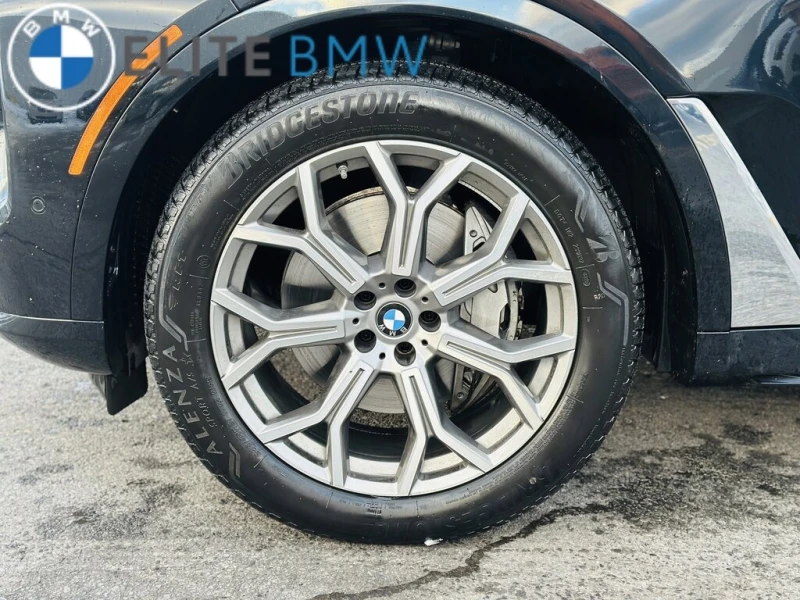 BMW X7 * xDrive40i Sports Activity Vehicle * CARFAX * БЕЗ, снимка 13 - Автомобили и джипове - 52819306