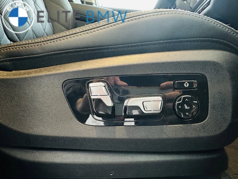 BMW X7 * xDrive40i Sports Activity Vehicle * CARFAX * БЕЗ, снимка 8 - Автомобили и джипове - 52819306