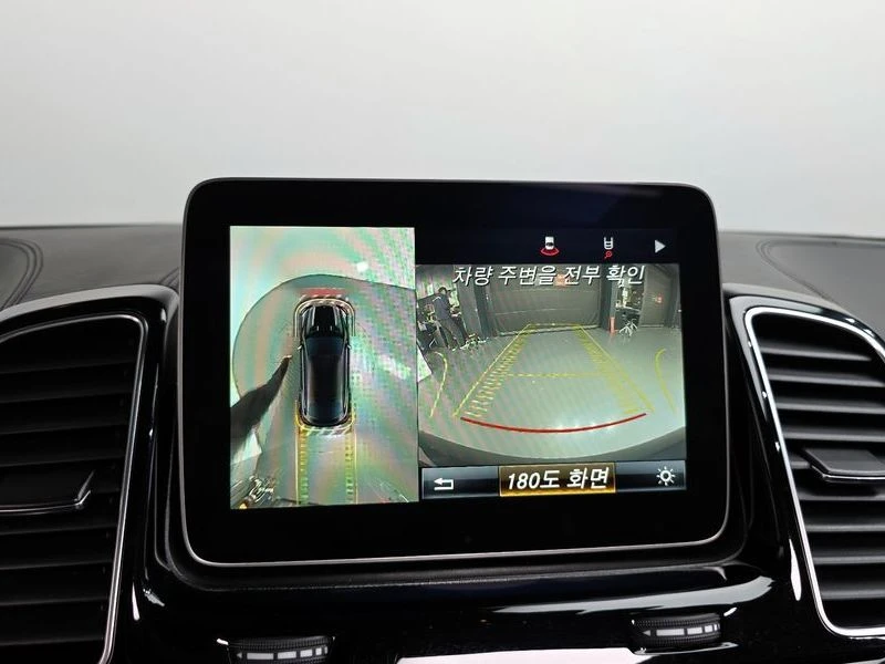 Mercedes-Benz GLE 4MATIC| HARMAN| DISTRONIC| CARBON| ПАНО| 360, снимка 14 - Автомобили и джипове - 55336501