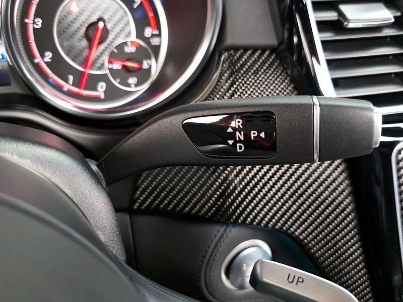 Mercedes-Benz GLE 4MATIC| HARMAN| DISTRONIC| CARBON| ПАНО| 360, снимка 8 - Автомобили и джипове - 55336501