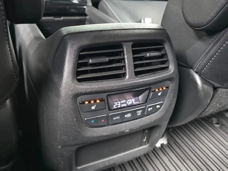 Honda Pilot 3.5 AWD 7места, снимка 10 - Автомобили и джипове - 55429516