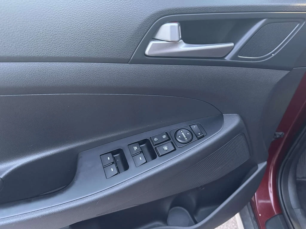 Hyundai Tucson * Value, SEL, Sport, Limited, Ultimate * CARFAX *  | Mobile.bg � ����������� 11