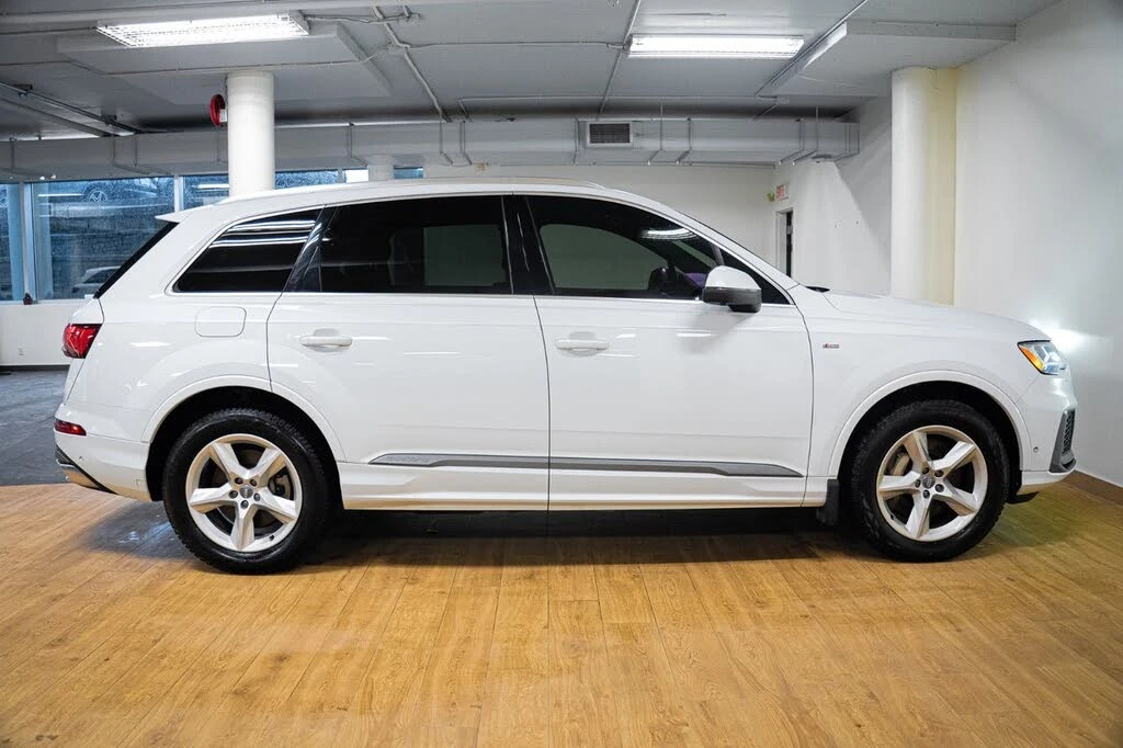 Audi Q7 55TFSI* ДИГИТАЛНО* ТАБЛО* ДИСТРТОНИК* 360КАМЕРА* М - изображение 3