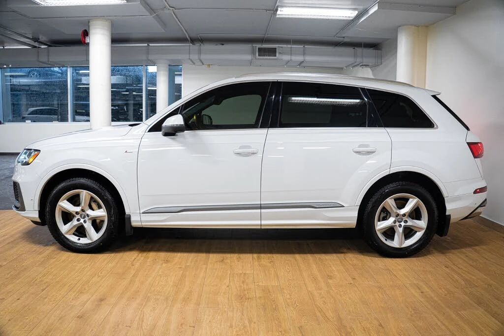 Audi Q7 55TFSI* ДИГИТАЛНО* ТАБЛО* ДИСТРТОНИК* 360КАМЕРА* М - изображение 4