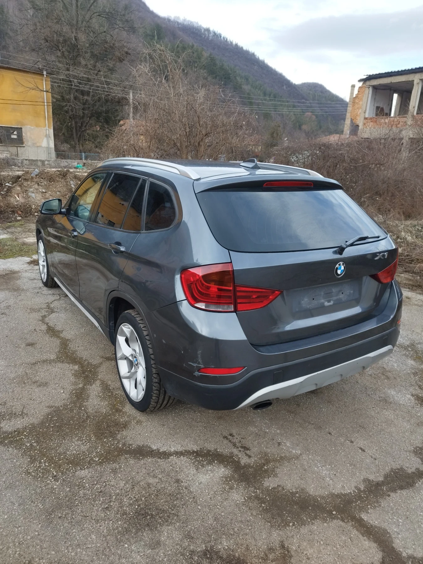 BMW X1  - изображение 4