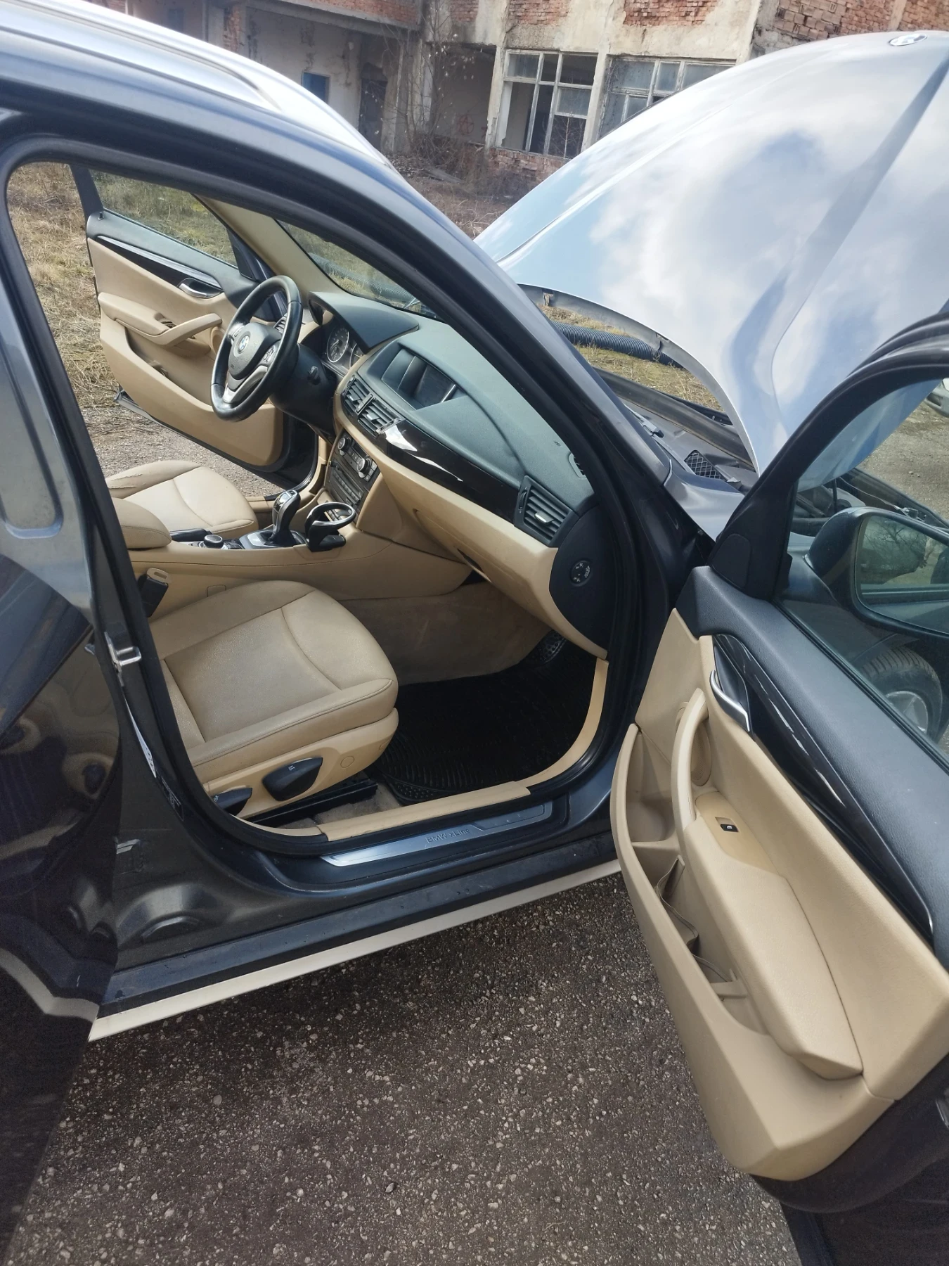 BMW X1, снимка 15 - Автомобили и джипове - 53966696