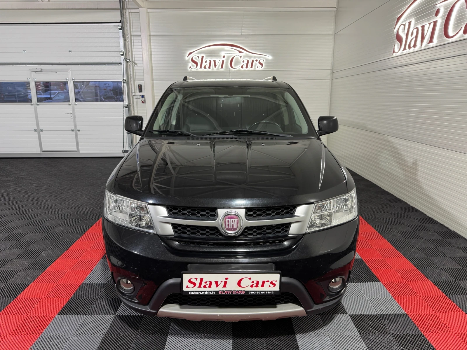 Fiat Freemont 2.0 mjt - Automatic/ 4x4/ Безключово/ 7 Местен, снимка 2 - Автомобили и джипове - 53880115