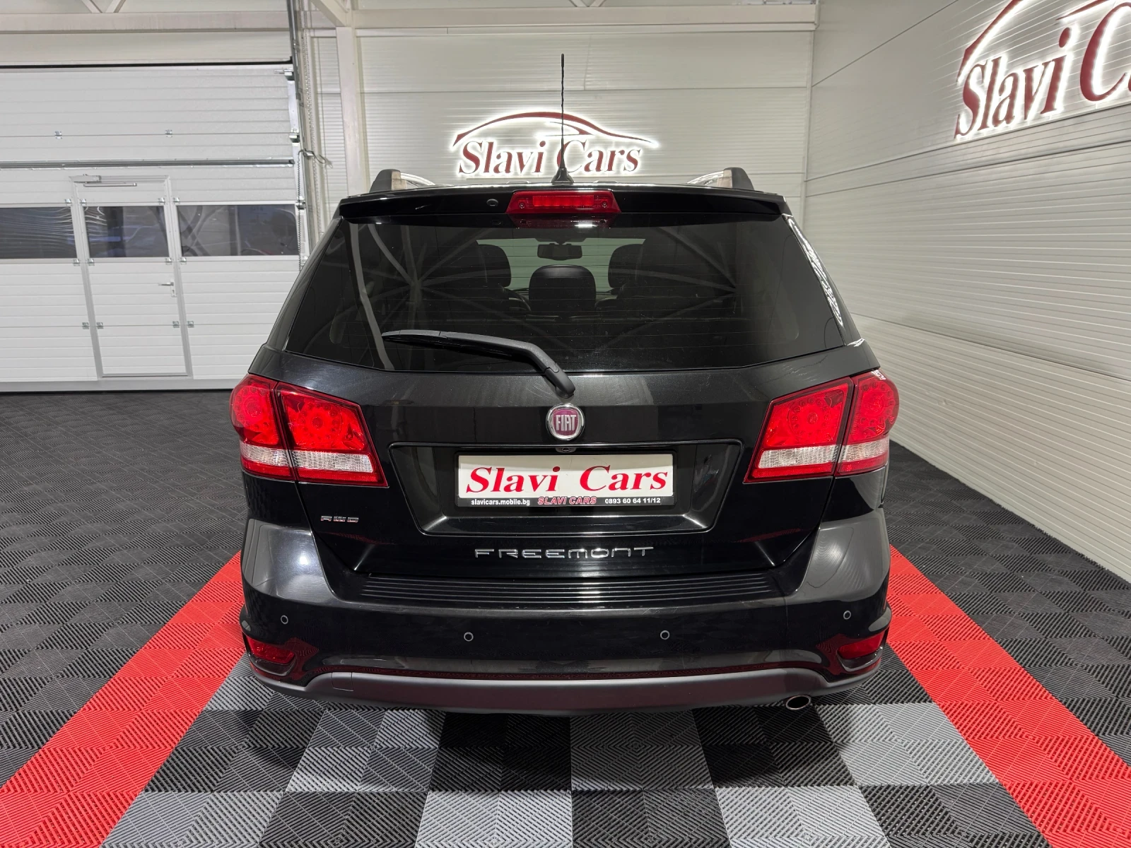 Fiat Freemont 2.0 mjt - Automatic/ 4x4/ Безключово/ 7 Местен, снимка 5 - Автомобили и джипове - 53880115