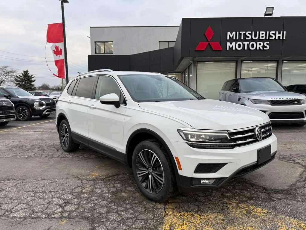 VW Tiguan * Highline 2.0T 8sp at w/Tip 4M * CARFAX * ЦЕНА ДО