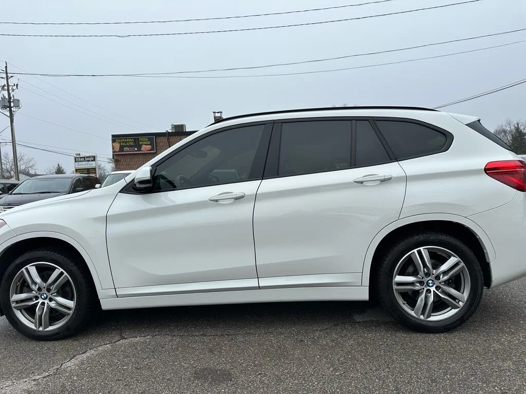 BMW X1 * xDrive * * HeadUp* AвтоКредит* (ЦЕНА ДО БГ), снимка 8 - Автомобили и джипове - 54109287