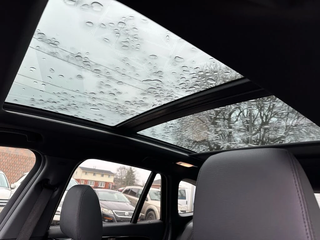 BMW X1 * xDrive * * HeadUp* AвтоКредит* (ЦЕНА ДО БГ), снимка 15 - Автомобили и джипове - 54109287