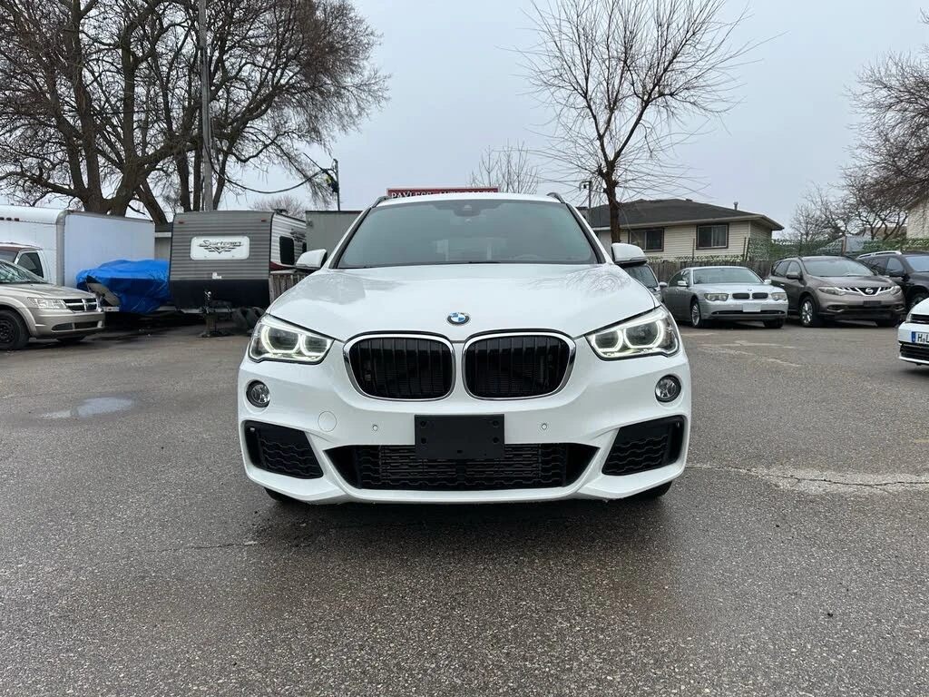 BMW X1 * xDrive * * HeadUp* AвтоКредит* (ЦЕНА ДО БГ), снимка 2 - Автомобили и джипове - 54109287