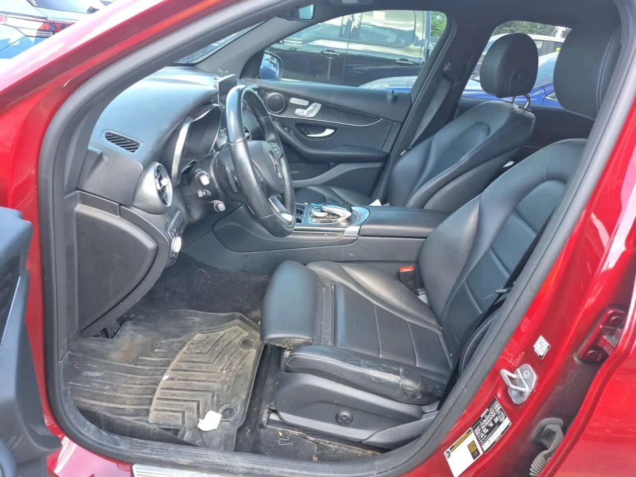 Mercedes-Benz GLC 300 * ГЛАВНО ПРЕДСТАВИТЕЛСТВО* ПАНОРАМА* , снимка 7 - Автомобили и джипове - 54763386