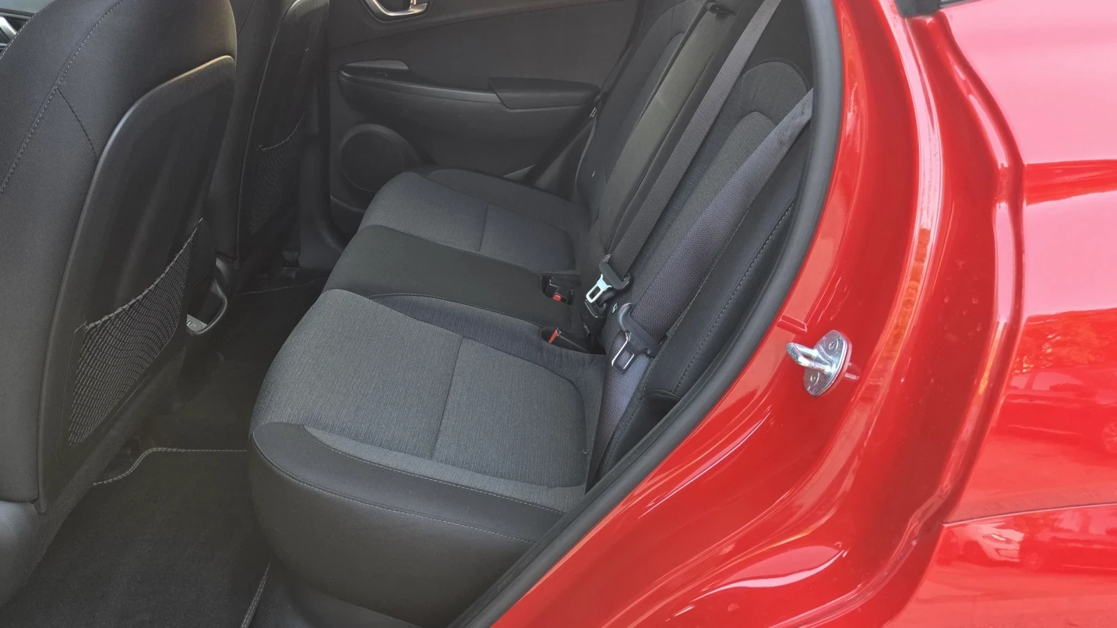 Hyundai Kona 64KW/ГАРАНЦИЯ/СЕРВИЗНА КНИЖКА/SOH100%, снимка 9 - Автомобили и джипове - 54918348