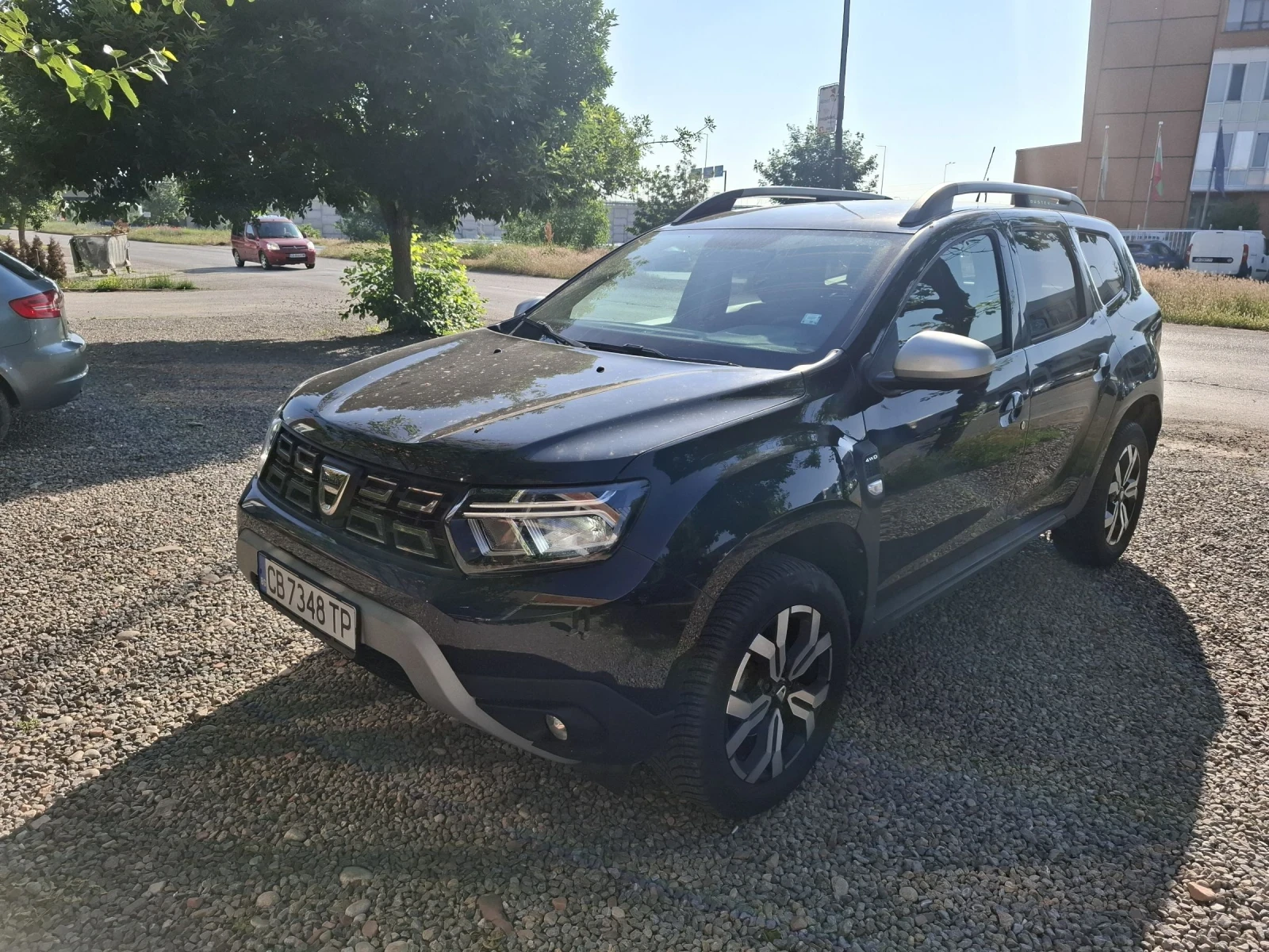 Dacia Duster 1.5 DCI* 4?4 EVRO6D* LED* NAVI* , снимка 2 - Автомобили и джипове - 54924294