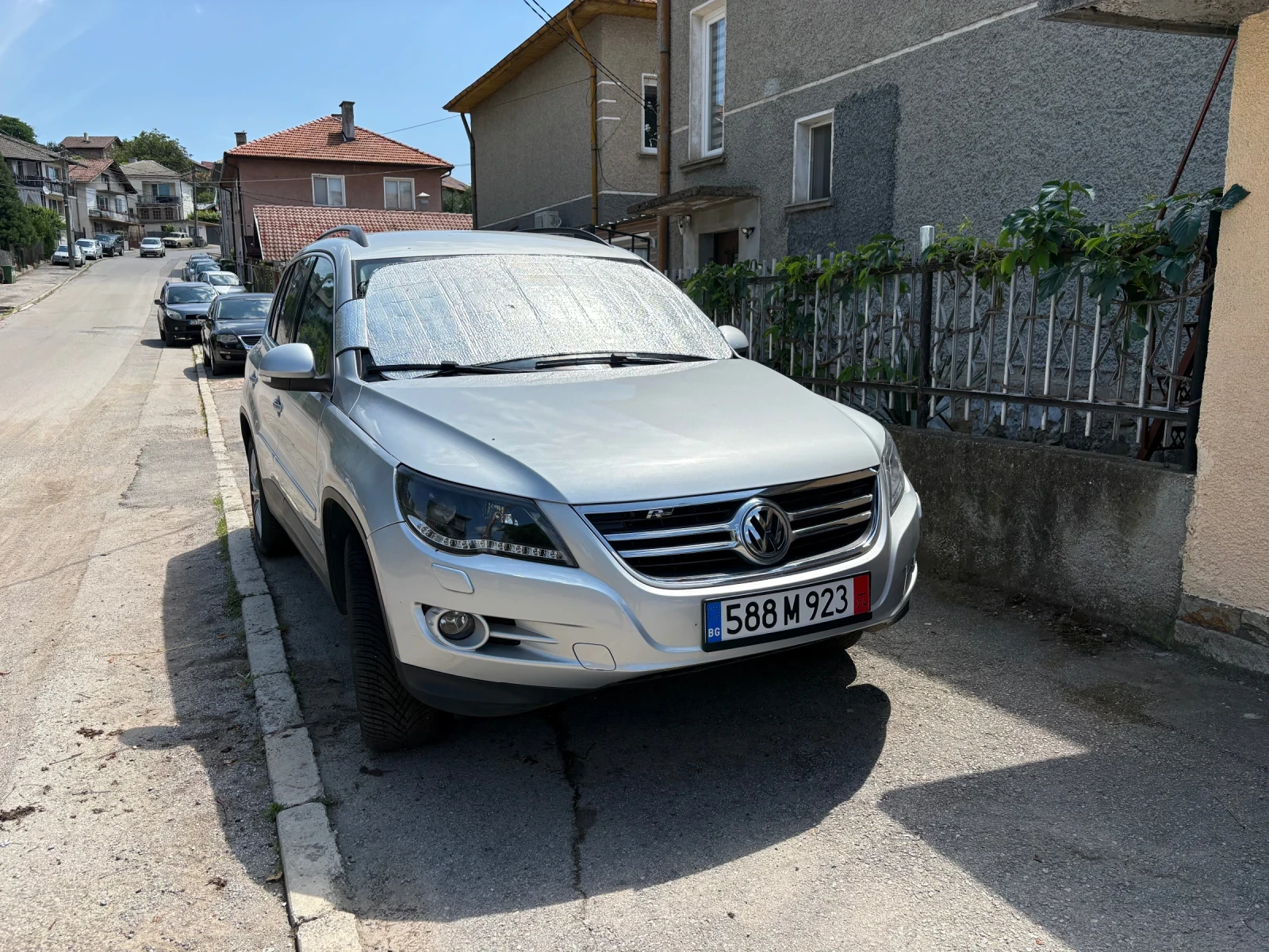 VW Tiguan, снимка 2 - Автомобили и джипове - 55217840