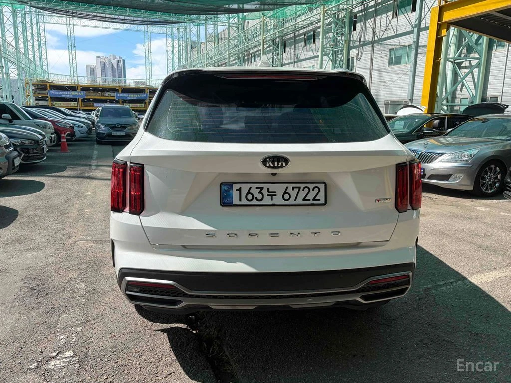 Kia Sorento 2.5T* EXCLUSIVE* ОБДУХВАНЕ* ХЕДЪП* 360КАМЕРА* , снимка 4 - Автомобили и джипове - 55969964