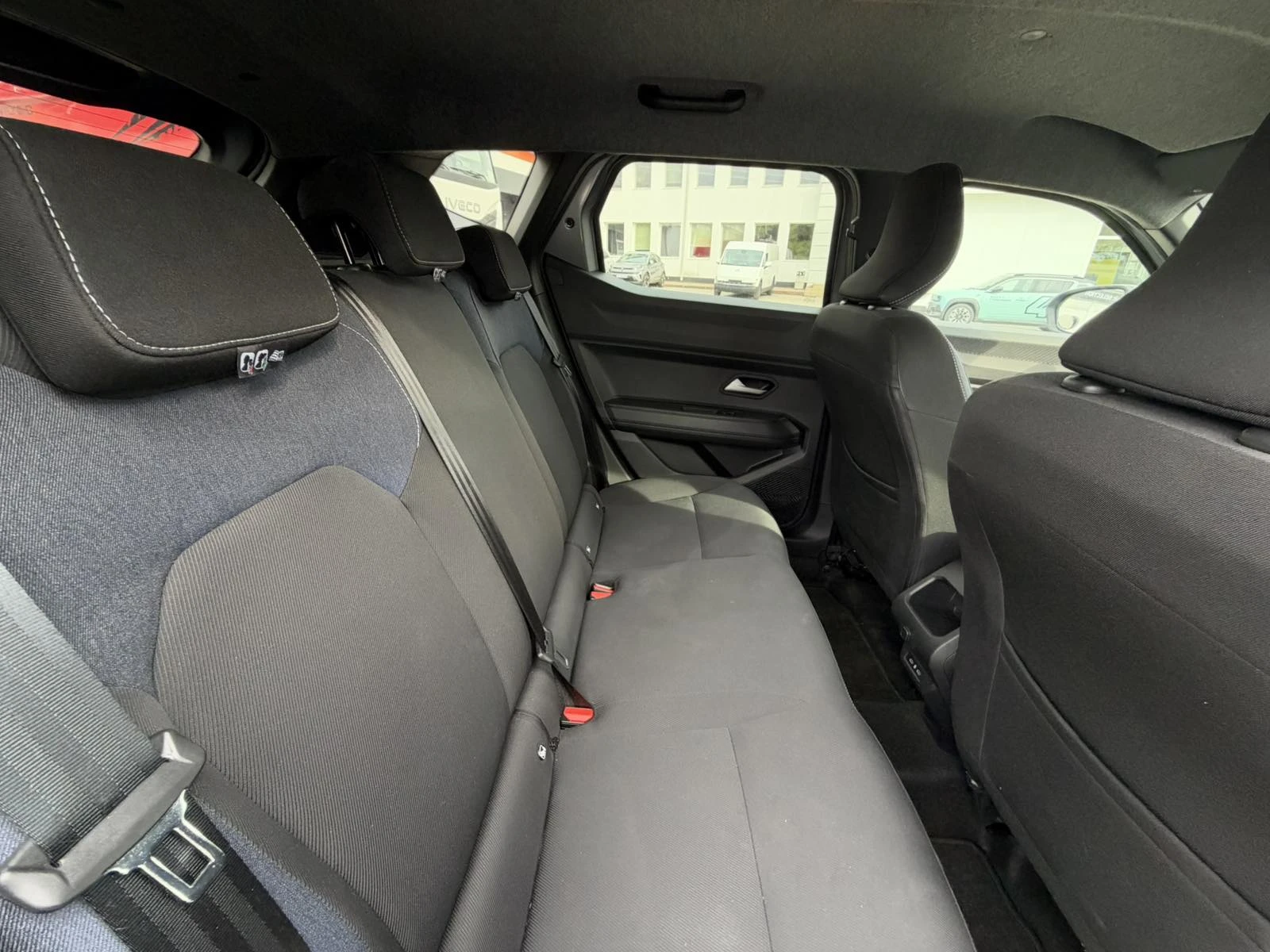 Dacia Duster Journey HEV 140, снимка 16 - Автомобили и джипове - 56522437