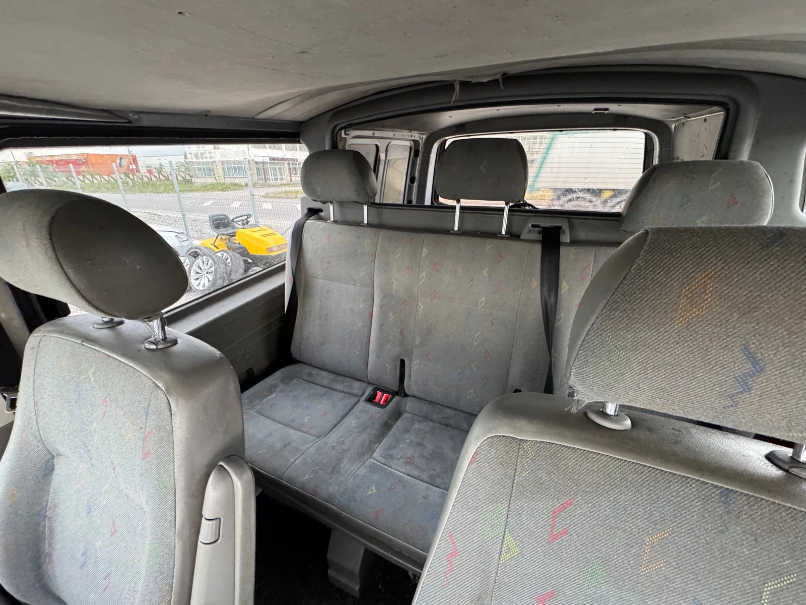 VW T5 2.5TDI 131, снимка 10 - Бусове и автобуси - 54632864