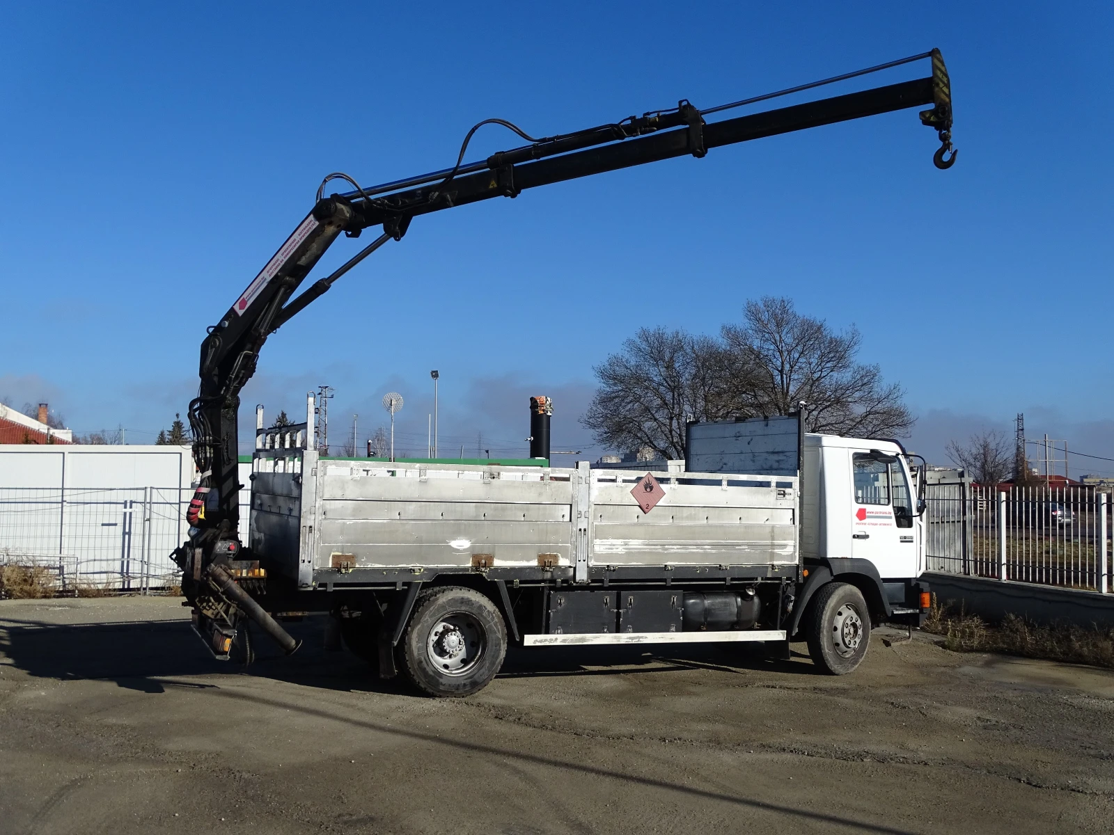 Man 14 264 * БОРДОВИ С КРАН* , снимка 5 - Камиони - 54604700
