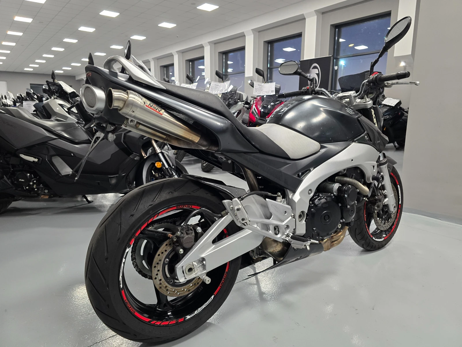 Suzuki Gsr 600ie, MIVV, Carbon, 2008г. - изображение 4