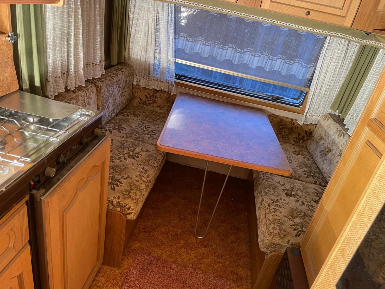 �������� Burstner | Mobile.bg � ����������� 10