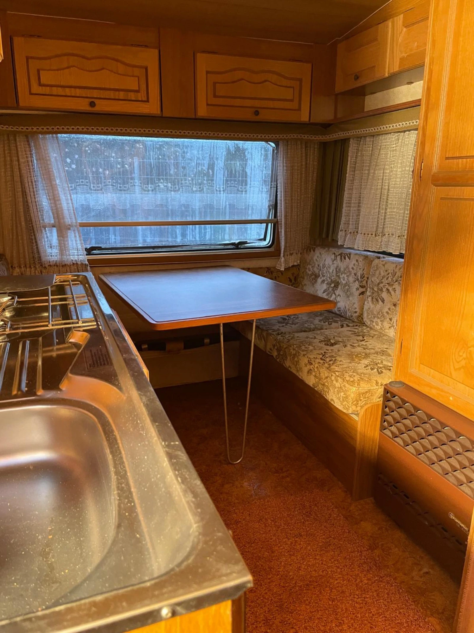 �������� Burstner | Mobile.bg � ����������� 11