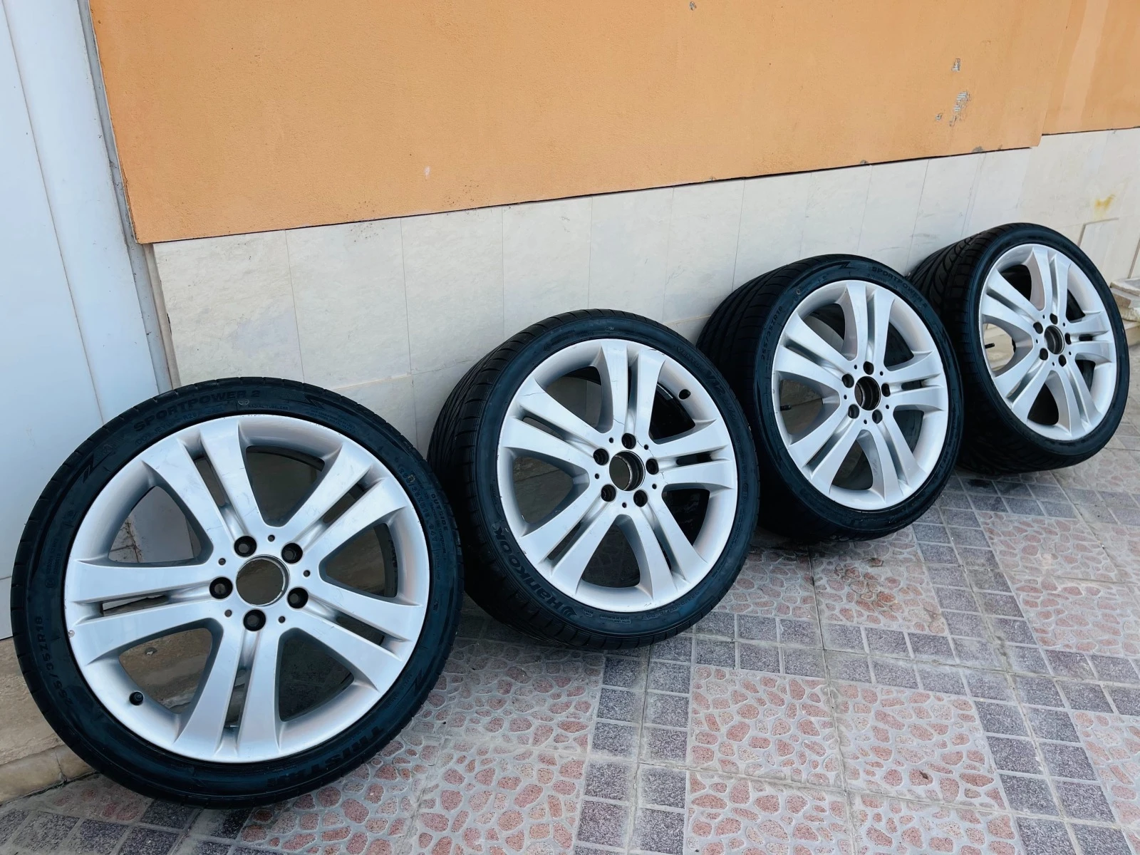    255/35R18  Mercedes-Benz | Mobile.bg   3