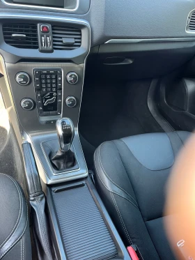 Volvo V40 2.0 190�� | Mobile.bg � ����� ������ 11
