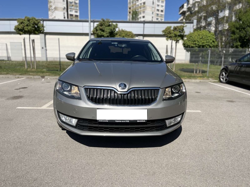 Skoda Octavia, снимка 1 - Автомобили и джипове - 45984877
